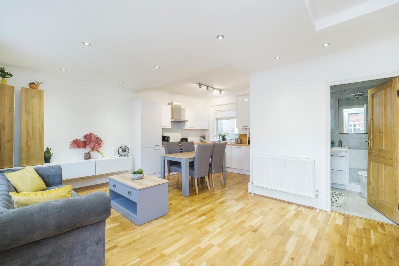 Marylebone Mews - Beautiful 2 Bedroom Flat 伦敦 外观 照片